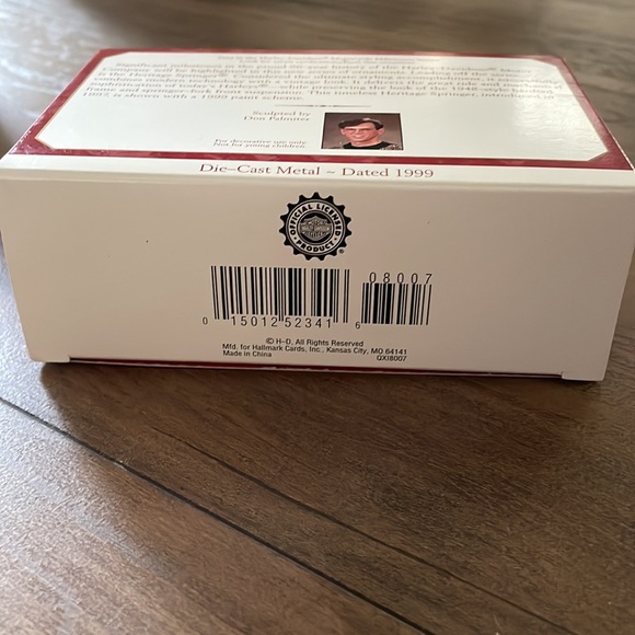 Hallmark keepsake Christmas ornament Harley Davidson Heritage Springer 1999 1st - Picture 3 of 7